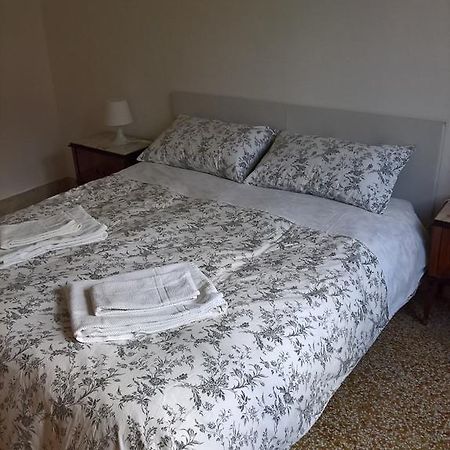 Marchese Ugo Bed & Breakfast Palermo Exterior photo